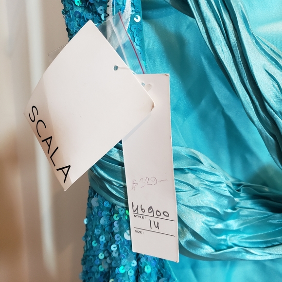 Scala formal gown size 14 NWT - Picture 6 of 6